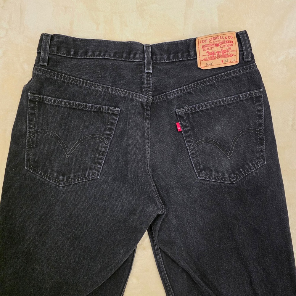 Vintage Levi's 550 Relaxed Fit Black Jeans Mens 34x34 Tapered Leg 00550-0260 Y2K - Picture 9 of 10